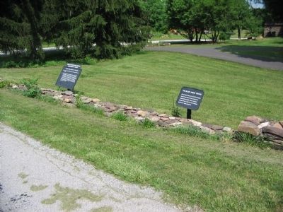 McLaws's and Pickett's Divisions Tablet and Tavern Marker image. Click for full size.