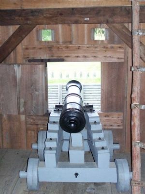 Old Fort King George replica cannon inside the blockhouse image. Click for full size.