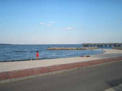 Yorktown Waterfront. Click for full size. Yorktown Waterfront image. Click for full size.
