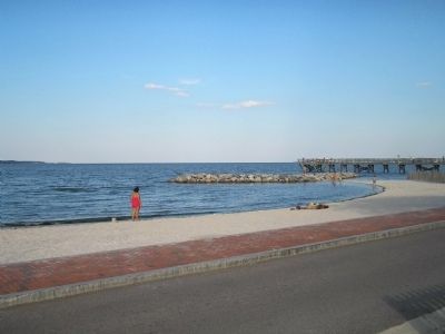Yorktown Waterfront image. Click for full size.