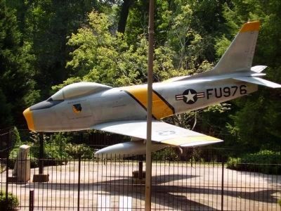 F-86 Sabre Jet image. Click for full size.