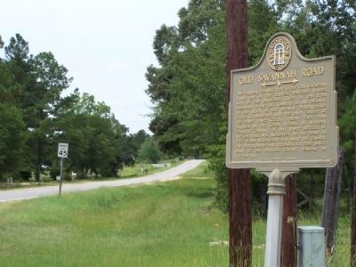 Old Savannah Road Marker, looking westward on Old River Road image. Click for full size.