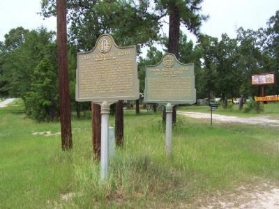 Old Savannah Road Marker shares intersection with "Union Meeting House" Marker. Click for full size. Old Savannah Road Marker shares intersection with "Union Meeting House" Marker image. Click for full size.