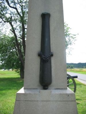 Cannon Figure on the Side of the Monument image. Click for full size.