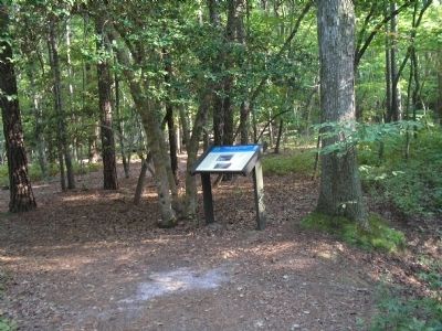 Marker on the Two Forts Trail. Click for full size. Marker on the Two Forts Trail image. Click for full size.