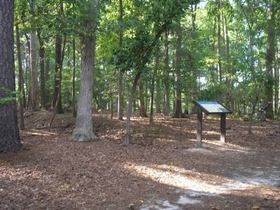 Marker on the Two Forts Trail. Click for full size. Marker on the Two Forts Trail image. Click for full size.