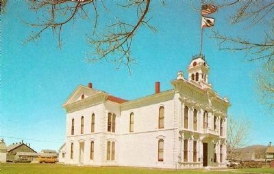 Vistage Postcard of The Mono County Courthouse image. Click for full size.