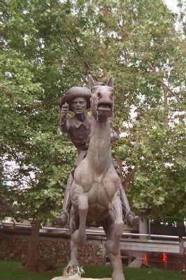 Older photo of the Pony Express Statue image. Click for full size.
