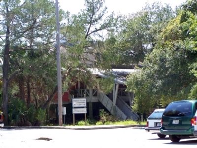 Sapelo Island Visitor Center image. Click for full size.