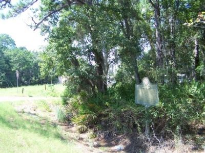 Baisden's Bluff Academy Marker near Old Donelly Rd image. Click for full size.