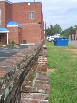 Another view of the brick wall image. Click for full size.