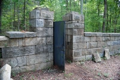 Badwell Cemetery - Interior Gate and Standing Wall image. Click for full size.