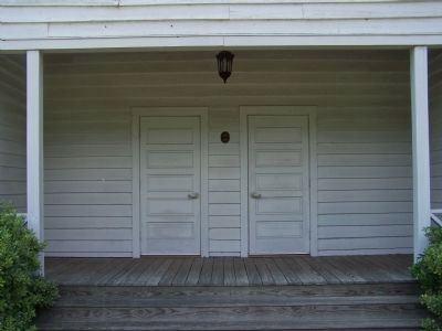 Hampton Colored School Marker seen between the doors image. Click for full size.