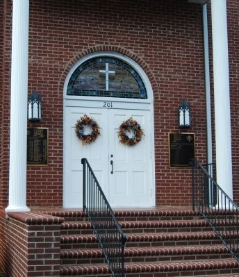 Oolenoy Baptist Church - Front Entrance image. Click for full size.