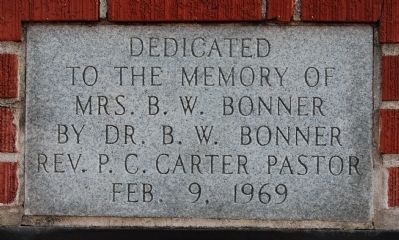 Dedication Marker over the Thompson Centennial United ME Church Sign image. Click for full size.
