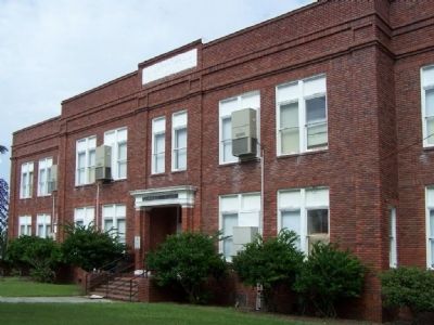 Colored Memorial School (the Elementary School). Click for full size. Colored Memorial School (the Elementary School) image. Click for full size.