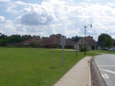 Newberry Cotton Mills Marker, looking west toward Drayton St, today. Click for full size. Newberry Cotton Mills Marker, looking west toward Drayton St, today image. Click for full size.