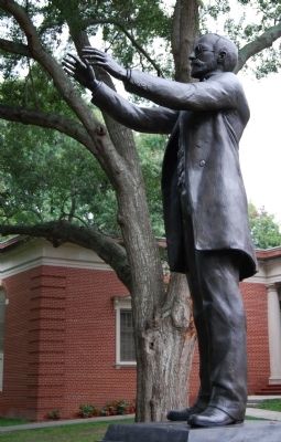 Reverend William Plumer Jacobs Sculpture<br>Jon Hebenstrait, Sculptor. Click for full size. Reverend William Plumer Jacobs Sculpture<br>Jon Hebenstrait, Sculptor image. Click for full size.