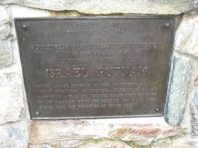Israel Putnam Marker image. Click for full size.