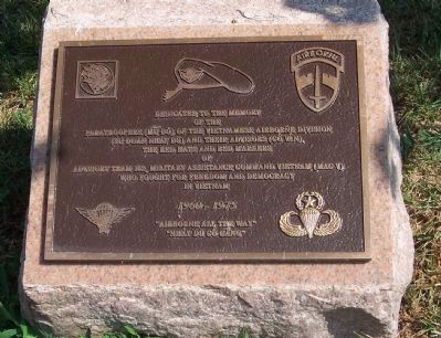 The Vietnamese Airborne Division Marker image. Click for full size.