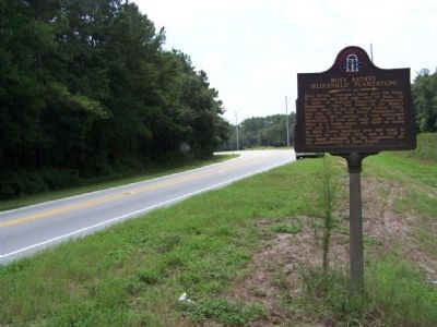 Boys Estate Marker, looking south along US 17 image. Click for full size.