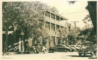 Vintage Postcard - St. George Hotel image. Click for full size.