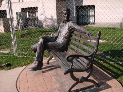 Plenty of Room with Abe Lincoln......... image. Click for full size.