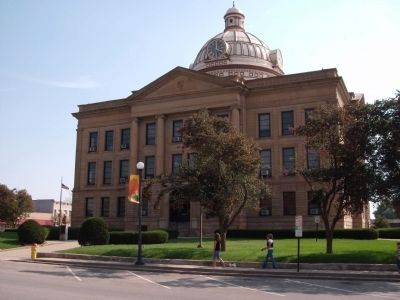 Logan County Court House, Lincoln, Illinois image. Click for full size.