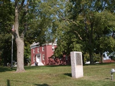 Marker & Mt. Pulaski Court House image. Click for full size.