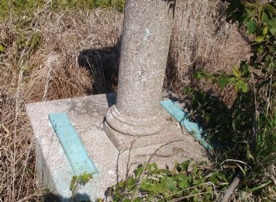 Abraham Lincoln - Eighth Judicial District Marker - Base... image. Click for full size.