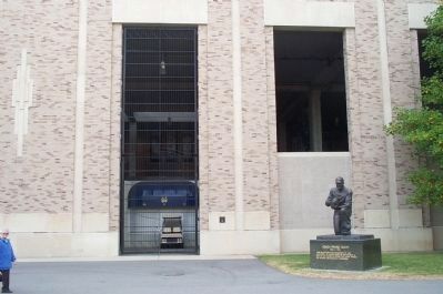 Coach Frank Leahy sculpture image. Click for full size.