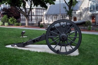 Fitchburg Civil War Memorial Cannon image. Click for full size.