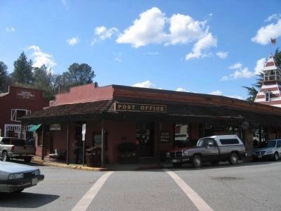 Auburn Post Office. Click for full size. Auburn Post Office image. Click for full size.