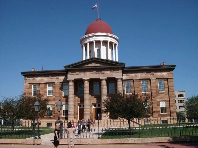 Old Illinois State Capitol Building - - Springfield, Illinois image. Click for full size.