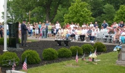 Alton Cemetery Veterans Monument Dedication Ceremony image. Click for full size.