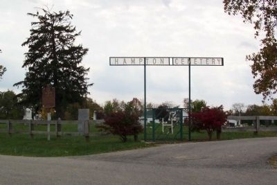 New Hampton and Ludlow's Road Marker and Hampton Cemetery image. Click for full size.