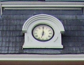 Court house clock image. Click for full size.