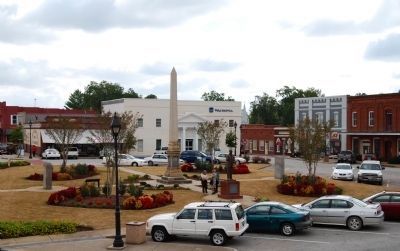 Edgefield County Square image. Click for full size.