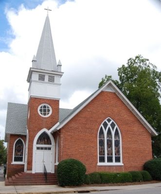 Edgefield United Methodist Church -<br>Southeast View image. Click for full size.