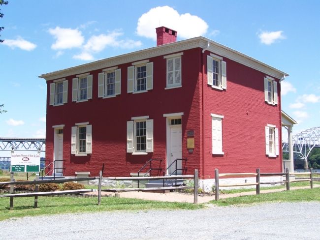 Back of Lock House image. Click for full size.