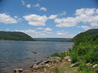 Susquehanna River at Fort Hunter image. Click for full size.