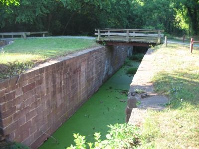 Remains of Lock Number 25 image. Click for full size.
