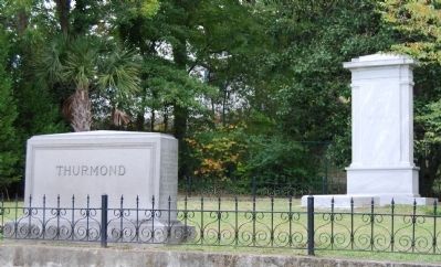Thurmond Family Plot image. Click for full size.