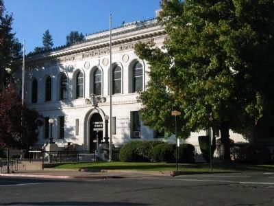 County of El Dorado Courthouse image. Click for full size.