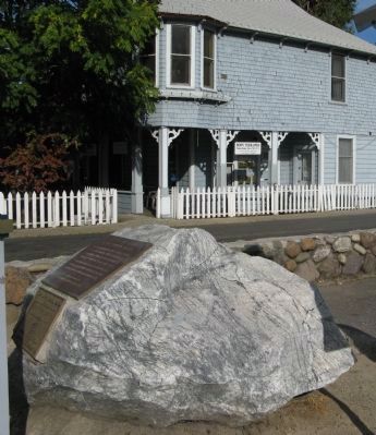 Upper Central House and Ivy House Markers. Click for full size. Upper Central House and Ivy House Markers image. Click for full size.