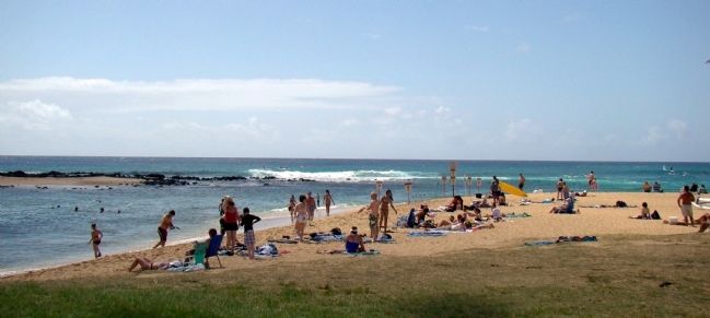 Po�ipū Beach Park image. Click for full size.