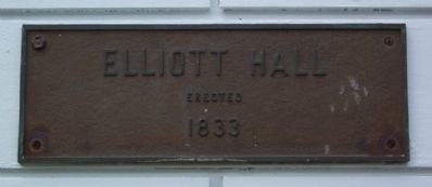 Elliott Hall Marker (on building) image. Click for full size.