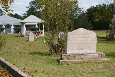 12 Stone Monument Marker and Surrounding Area image. Click for full size.