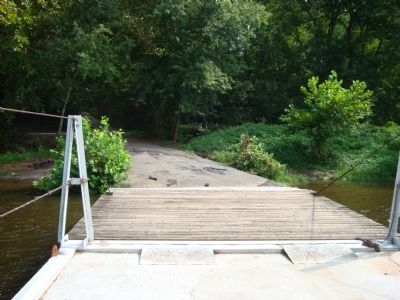 Approach to the Hatton Ferry. Click for full size. Approach to the Hatton Ferry image. Click for full size.