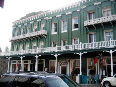 The National Hotel image. Click for full size.
